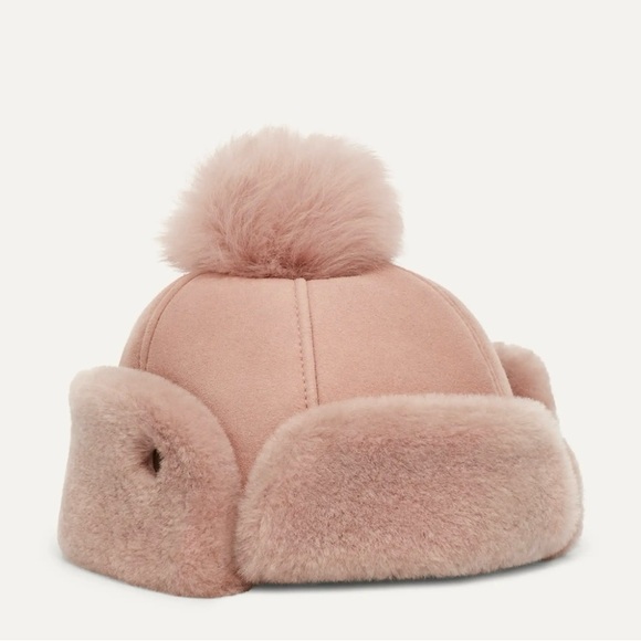 UGG Other - UGG Kids Girls SHEEPSKIN Pom Hat Metallic Pink 2-4 yrs